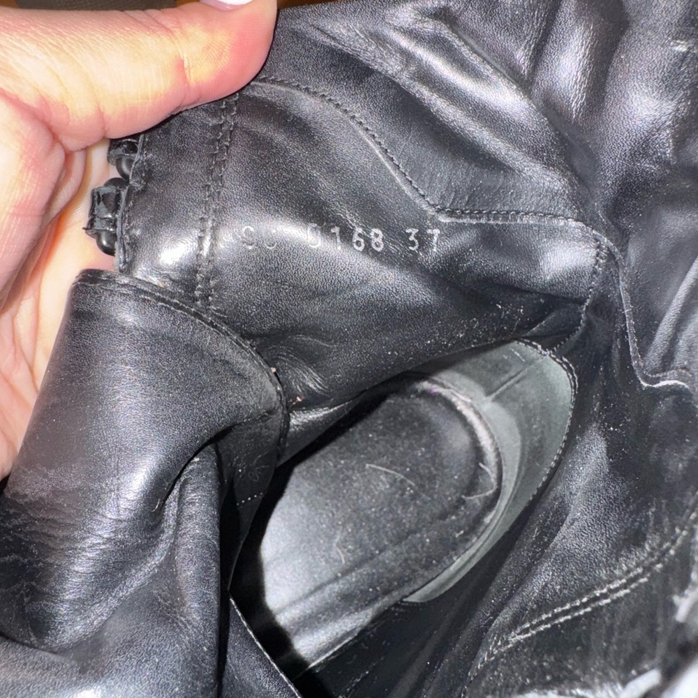 Louis Vuitton combat boots - Picture 6 of 7